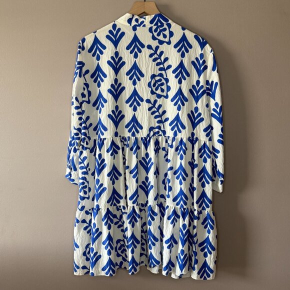 Women's Plus XXL Zara White & Blue Abstract Vine Printed Tiered Mini Dress - Picture 3 of 8